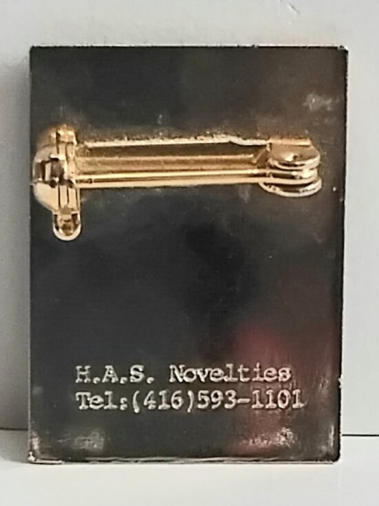 4/$20 Vintage Canadian War Museum Brass/Resin Collector's Pin!! - Picture 2 of 2